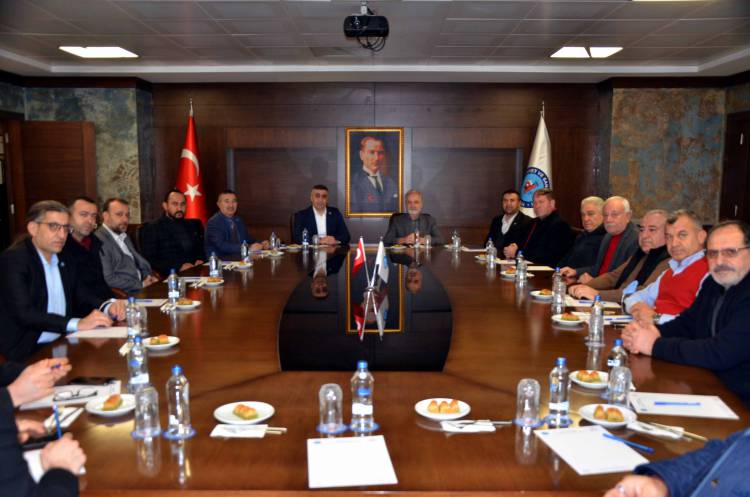 MHP Hatay Milletvekeli Lütfi Kaşıkçı ve İlçe Yönetimi İTSO’yu Ziyaret Etti MHP Hatay Milletvekili Kaşıkçı; “Ülkenin Kurtuluşu Enerji Kaynaklarında”