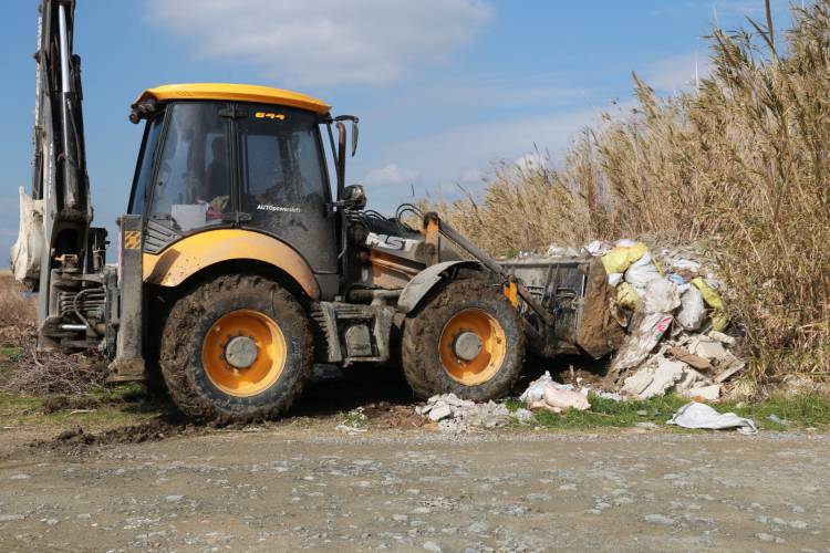 MİLLEYHA MOLOZ ZULMÜNDEN KURTARILDI HBB KUŞLARIN DOĞAL YAŞAM ALANLARINA SAHİP ÇIKIYOR