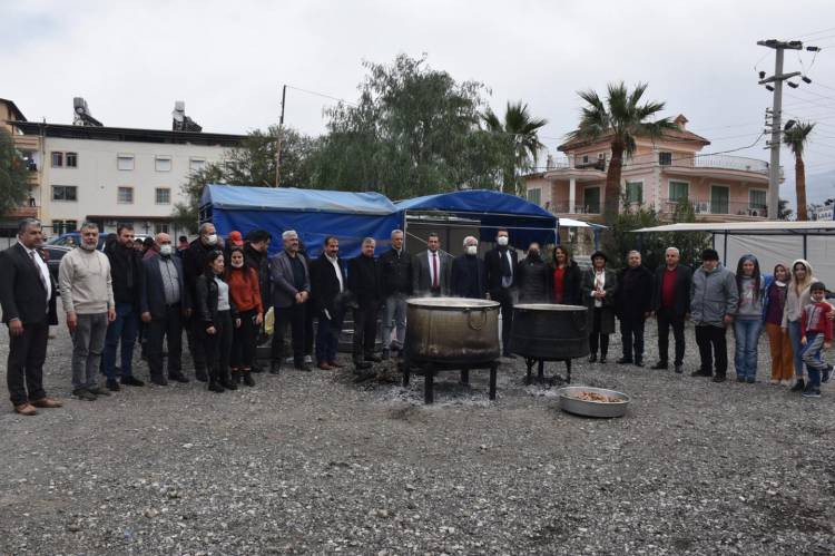 ARSUZ’DA KAZANLAR ‘CAN DOSTLARIMIZ’ İÇİN KAYNADI