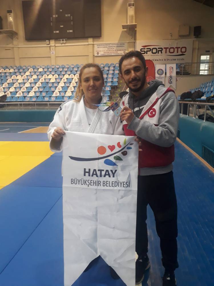 HATAY BÜYÜKŞEHİR BELEDİYESPORLU JUDOCU TÜRKİYE ŞAMPİYONU