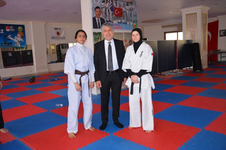 YAVUZ; “KIRIKHAN’DA TARİH YAZIYORUZ. DÜNYA ŞAMPİYONASINDA BİZDE  VARIZ.!”