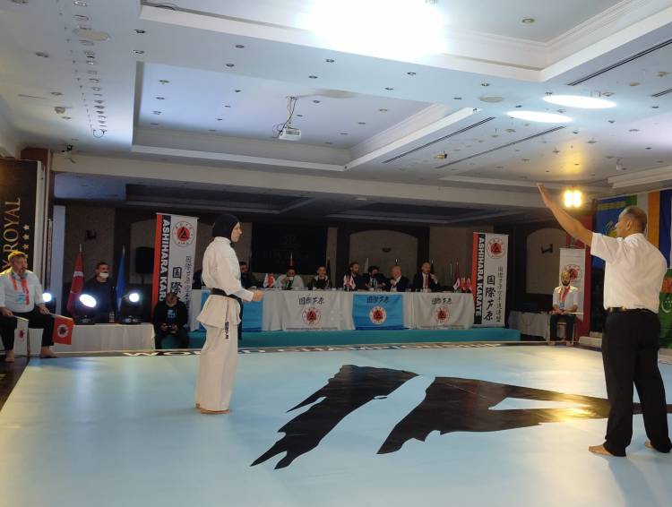 BAŞKAN YAVUZ “KIRIKHAN DÜNYA ŞAMPİYONU.! TARİH YAZDIK.! GURURLUYUZ ARTIK”