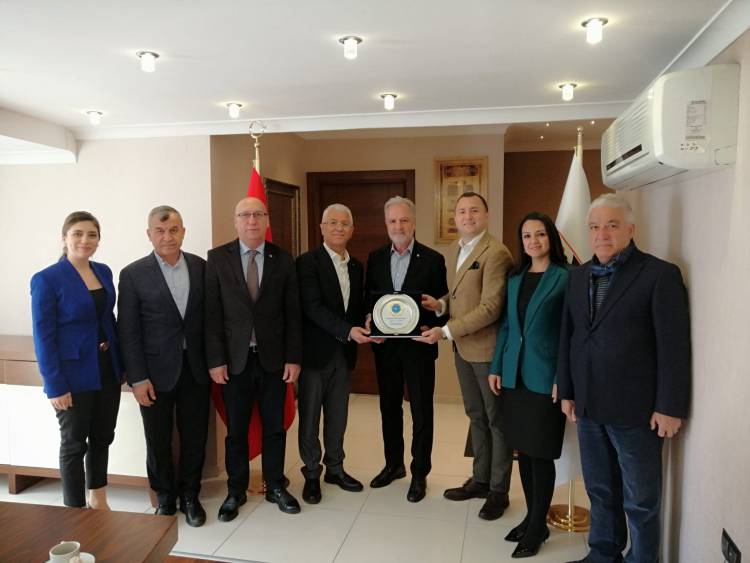 İTSO Yönetiminden En Hızlı Büyüyen AMON Kimya ve  Makine Sanayi Yetkililerine Ziyaret