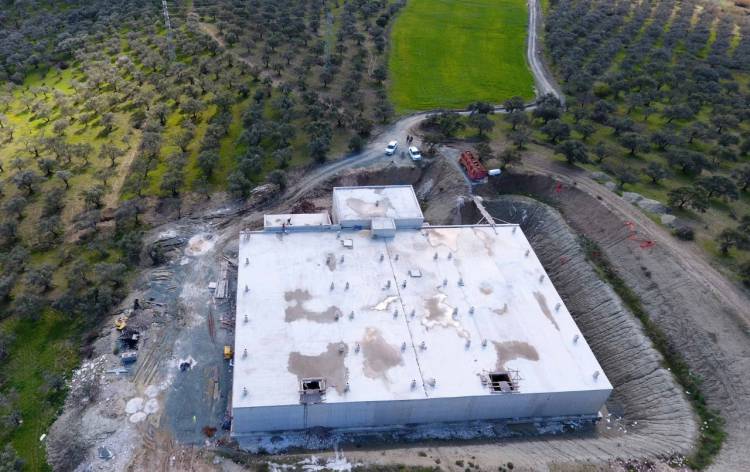 ODABAŞI VE EKİNCİ’Yİ BESLEYECEK DEPONUN YÜZDE 85’İ TAMAMLANDI