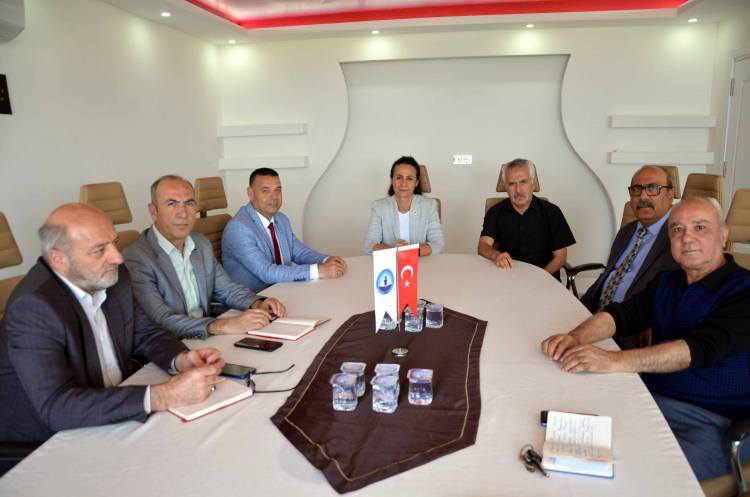 Halk Eğitim Merkezinde ‘İşimiz Temiz’ Projesi Kapsamında Düzenlenen Toplantıya  TOBB Hatay Kadın Girişimciler Kurulu Başkanı Yeşim Ugutmen de katıldı