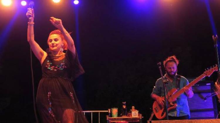 MAVİ RESTORAN’DA CEYLAN ERTEM SAHNE ALACAK