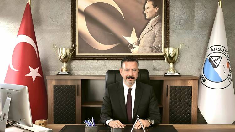 BAŞKAN ÜSTÜN’DEN BAYRRAM MESAJI